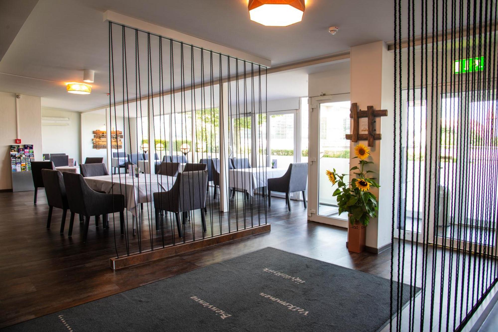 Beevillage Messehotel Hannover Laatzen Eksteriør billede